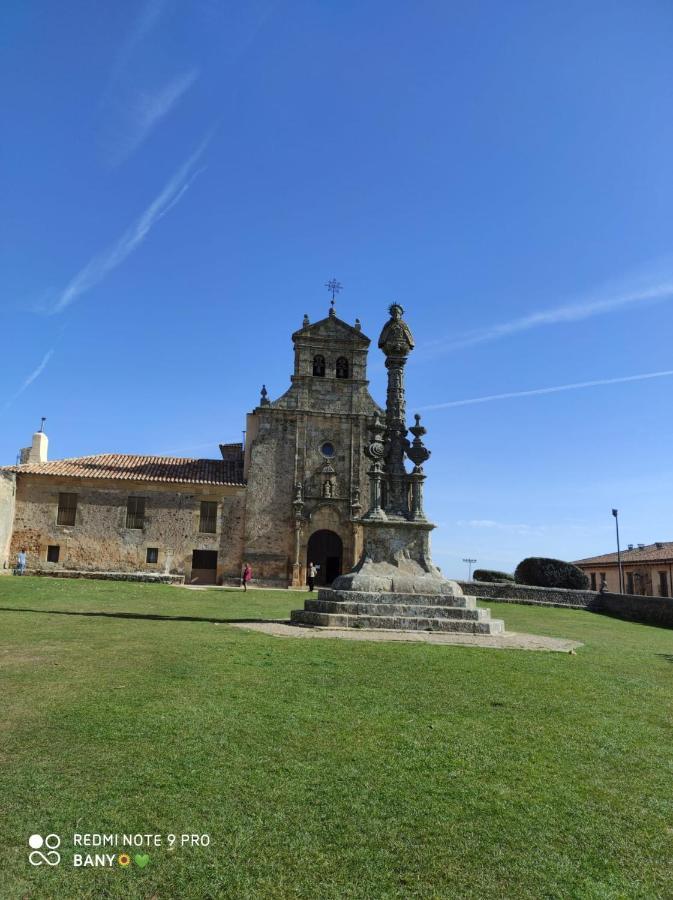 Hostal Rio Duero Molinos de Duero Kültér fotó