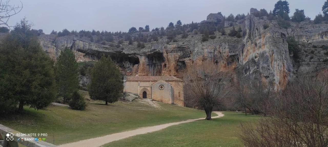 Hostal Rio Duero Molinos de Duero Kültér fotó