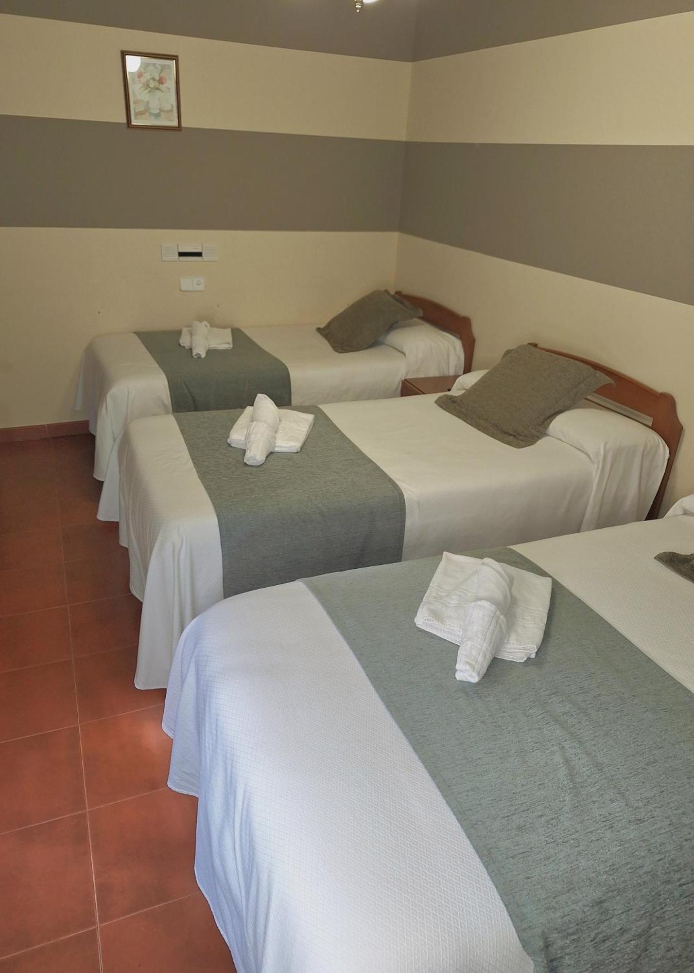 Hostal Rio Duero Molinos de Duero Kültér fotó